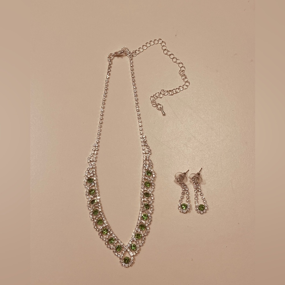 Green imitation diamond necklace for women set